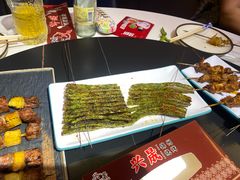 -小董哥烤串·爆汁大油边(故宫店)