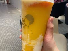 -喜茶(迪士尼小镇DP店)
