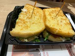 -The Habit Burger Grill 哈比特汉堡(爱琴海店)