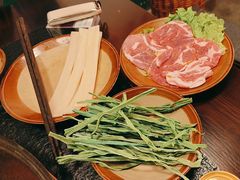 -渝井巷重庆老火锅(沈阳吉祥店)