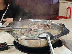 -粤潮牛肉火锅店(江南大道店)