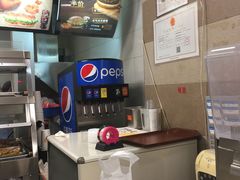 -华莱士·全鸡汉堡(五号路店)