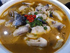 -小锅饭豆腐馆(嘉陵江街店)