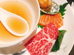 -余欢领鲜火锅(新街口店)