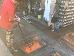 -满記土窑烧鷄波浪山莊