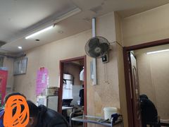 -小龙大肉面馆