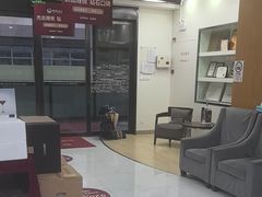 -雅悦齿科(顾村公园店)