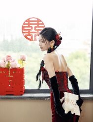 -Lady  Jane高端婚纱礼服馆