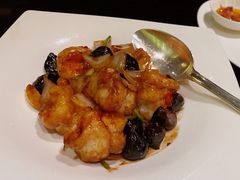 黑蒜大千虾球-北京四季酒店·采逸轩
