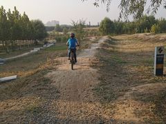 -兴安湖生态运动公园