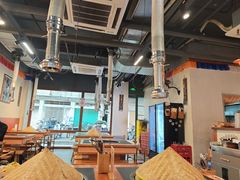 -阿山卓·野生菌火锅·纳西火塘烤肉