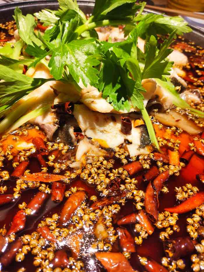 小门坎三合鱼(汉渝路直营店)