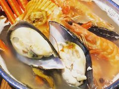 -亚马逊海鲜自助餐厅(惠山万达店)