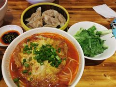 -秦云老太婆摊摊面(蓝光锦绣店)