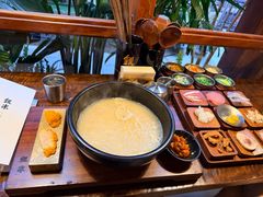 -银米·云南传统过桥米线(双廊黑金冠店)