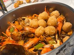 -七欣天香辣蟹火锅(无锡金太湖国际城店)