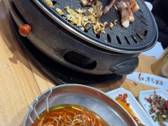 -青瓦餐厅·生鱼片·韩园烤肉(西塔店)