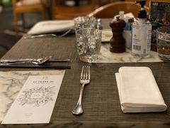 餐具摆设-香港唯港荟 Hotel ICON – The Market