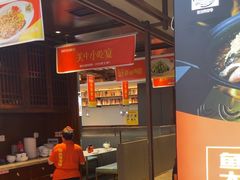 -阿瓦山寨·湘菜现炒·剁椒鱼头王(咸阳总店)