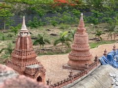 -一寨两国风景区