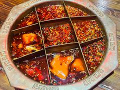 -乐山串串香老火锅(鼓楼店)
