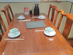 -恩宏德餐馆(平山道店)