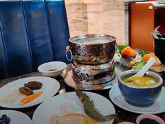 -鸿腾国际大酒店-海鲜姿造海鲜烤肉自助餐