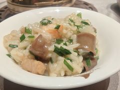 -海鲨湾海鲜会馆(百家湖1912店)