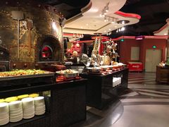 自助取餐区-四海一家自助餐(益田假日广场店)