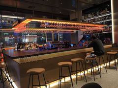 -星巴克臻选(上海合生汇1F店)