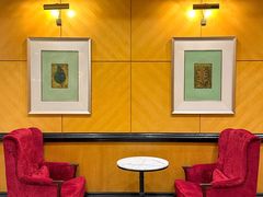 -深圳富苑皇冠假日套房酒店