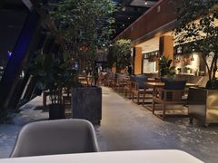 -四月吧餐厅(正阳步行街店)