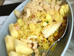 菠萝海鲜炒饭-星洲小聚·东南亚菜(中航城君尚店)