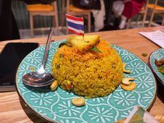 菠萝炒饭-迷你椰·泰式大排档(观前街店)