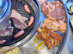 -哈哈碳都·牛肋条无限自助烤肉(台江万达店)