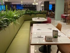 -上海虹桥祥源希尔顿酒店