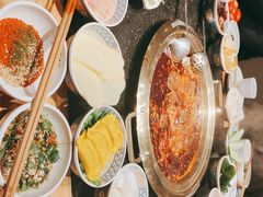 -周小明火锅(黑金冠社区店)