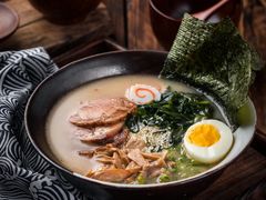豚骨幸拉面-二午一食创意日式料理(温泉步行一街店)
