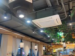 -乡土黄·鲜牛肉火锅·小龙虾(兴业街店)