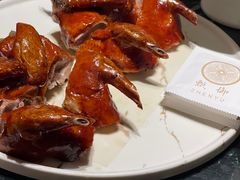 脆皮玻璃乳鸽-甄御•海鲜新青岛菜(麦岛店)