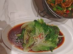 -梅利汴京烤鸭•开封豫菜地标店(东大街店)