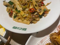 -新白鹿餐厅(城西银泰城店)