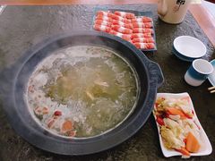 -景明轩•养生酸汤鱼火锅 云贵鲜菌 现舂野果酸汤(王寨小区店)
