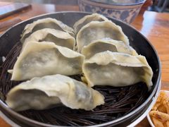 -罗卜李包子羊肉汤