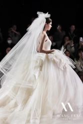 -Renee芮亦婚纱