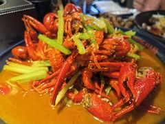 金牌黄焖龙虾去头-红盔甲·小龙虾(天钥桥店)