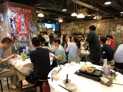 大堂-鲜入围煮花胶鸡海鲜火锅