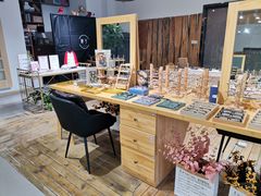 -肆兮眼镜·蔡司·徕卡战略合作店(大坪店)