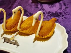 莲蓉天鹅酥-惠食佳·朱雀(东方商厦店)
