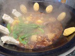 -老渔翁炖鱼坊(黄海西路东山店)